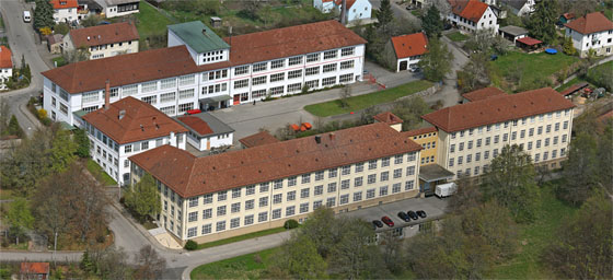 Завод и офис ergoline в г. Битц
